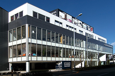 クラスティーナ本社