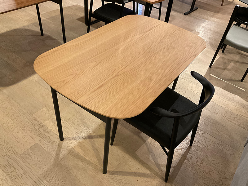 ダイニングテーブル【町田市再生家具】　252051 4/29 更新》【南町田本店・一部他店舗】インテリア家具が最大60％OFF