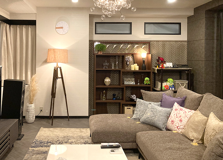 モダンなお部屋にぴったり！華やかで豪華なリトグラフ！ モダンなお部屋にぴったり！華やかで豪華なリトグラフ！ モダンな