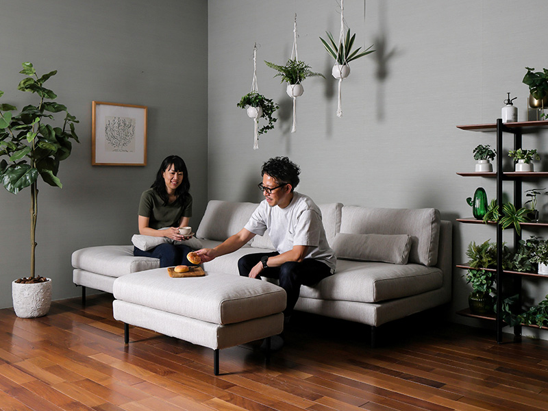 グリーンのある暮らし - ソファー、モダン家具のインテリアショップ