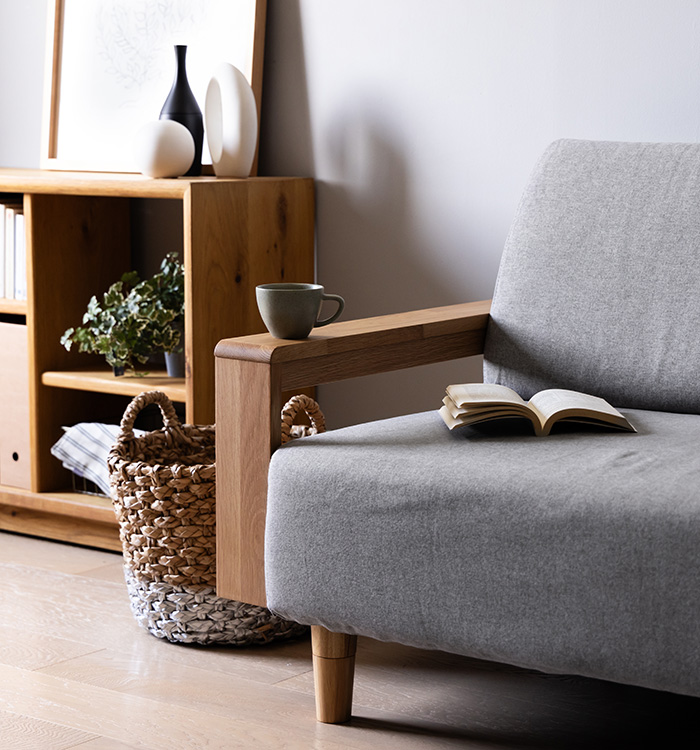 人気のウッドフレームソファーのコーディネート - ソファー、モダン