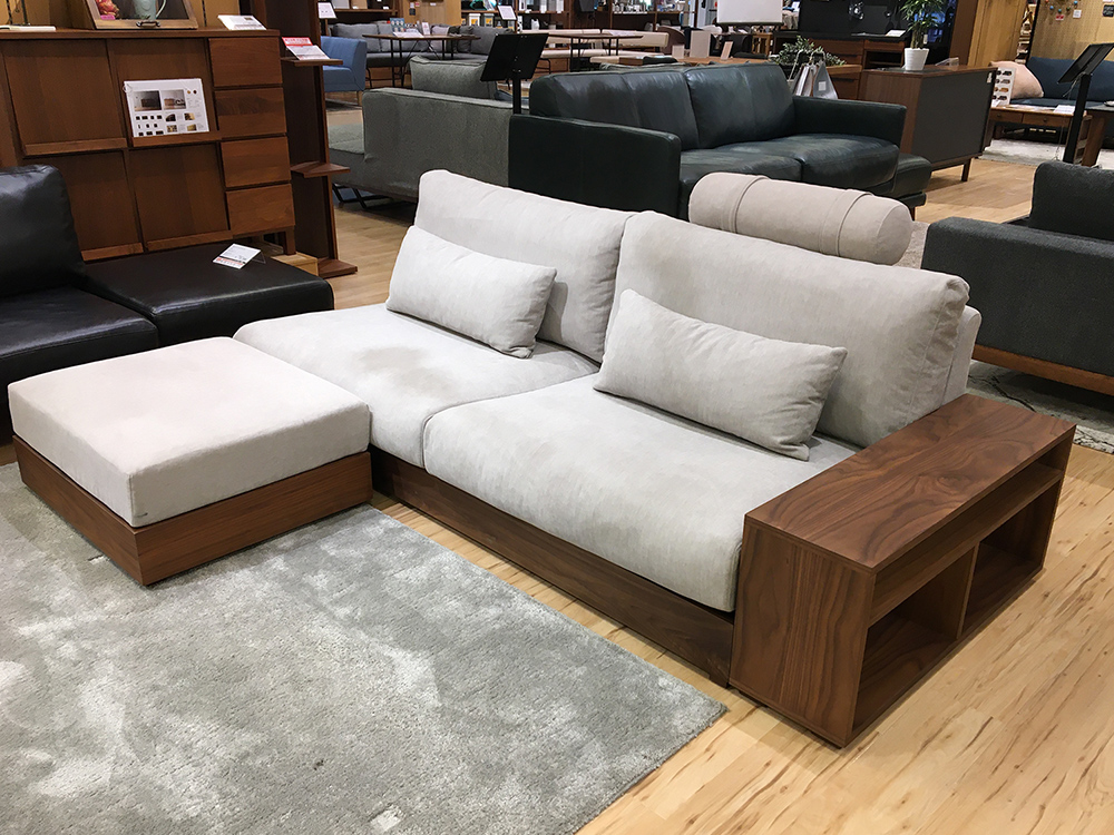 実店舗スタッフが選ぶおすすめ商品！ - ソファー、モダン家具の