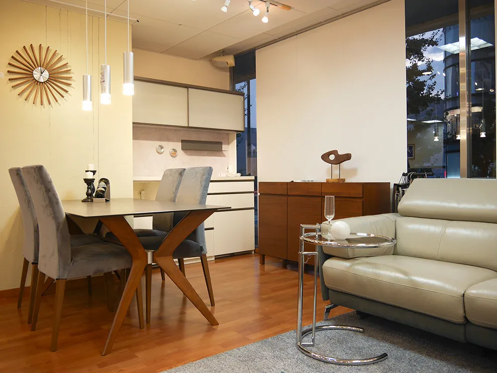 目黒店（東京都目黒区） - ソファー、モダン家具のインテリアショップ