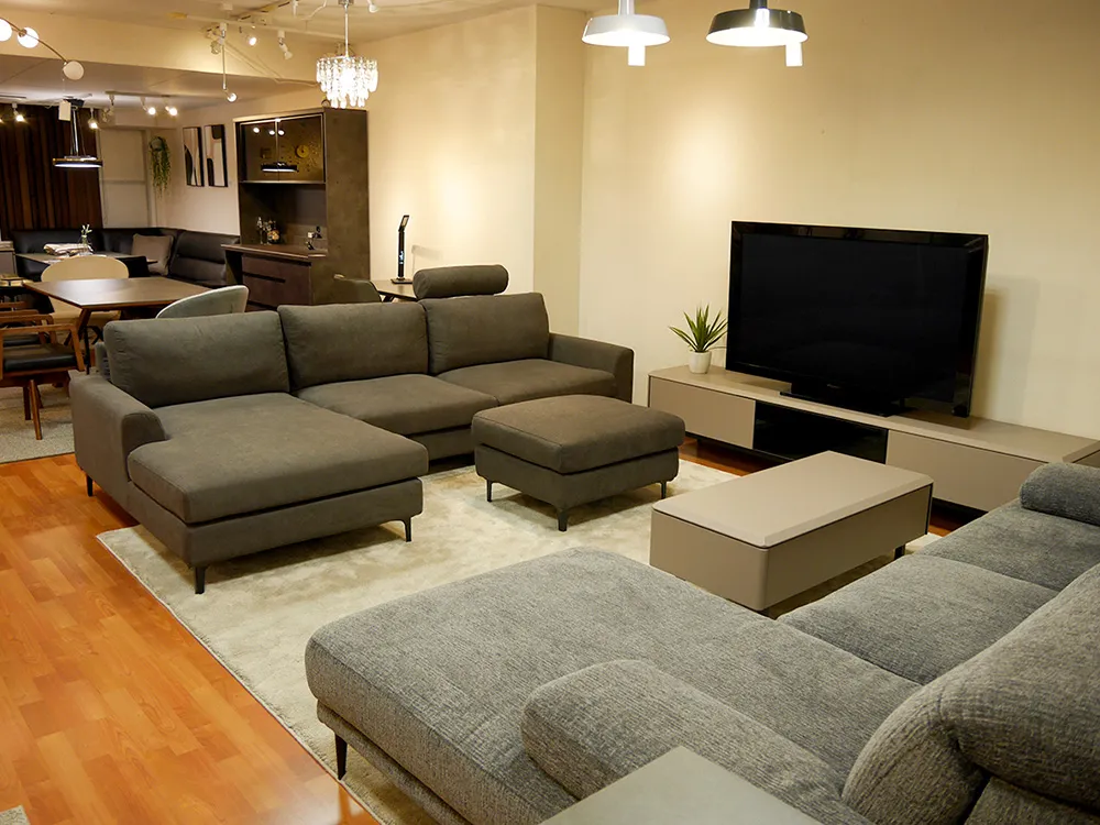 目黒店（東京都目黒区） - ソファー、モダン家具のインテリアショップ