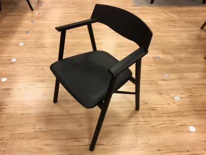 新着】新しいダイニングセットが展示に加わりました!! - ソファー