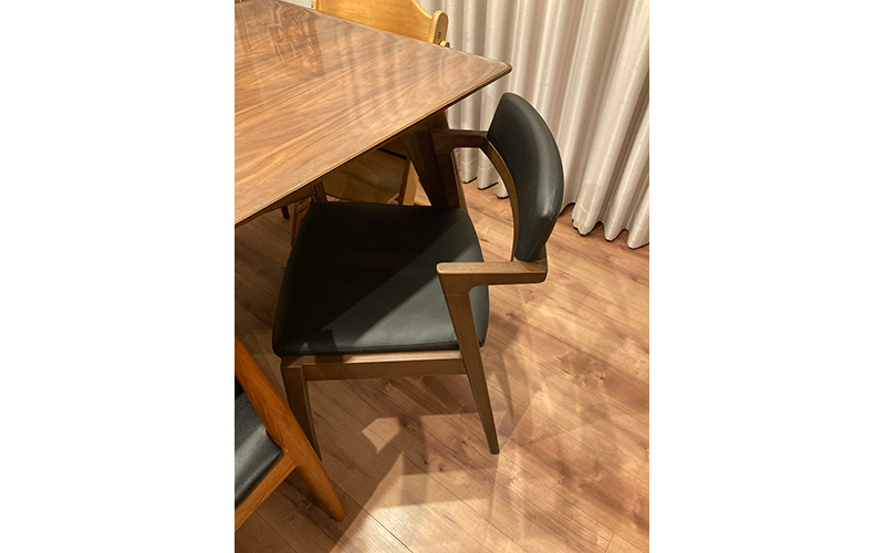 見た目も座り心地もとても良い! | クラスティーナソファーやモダン