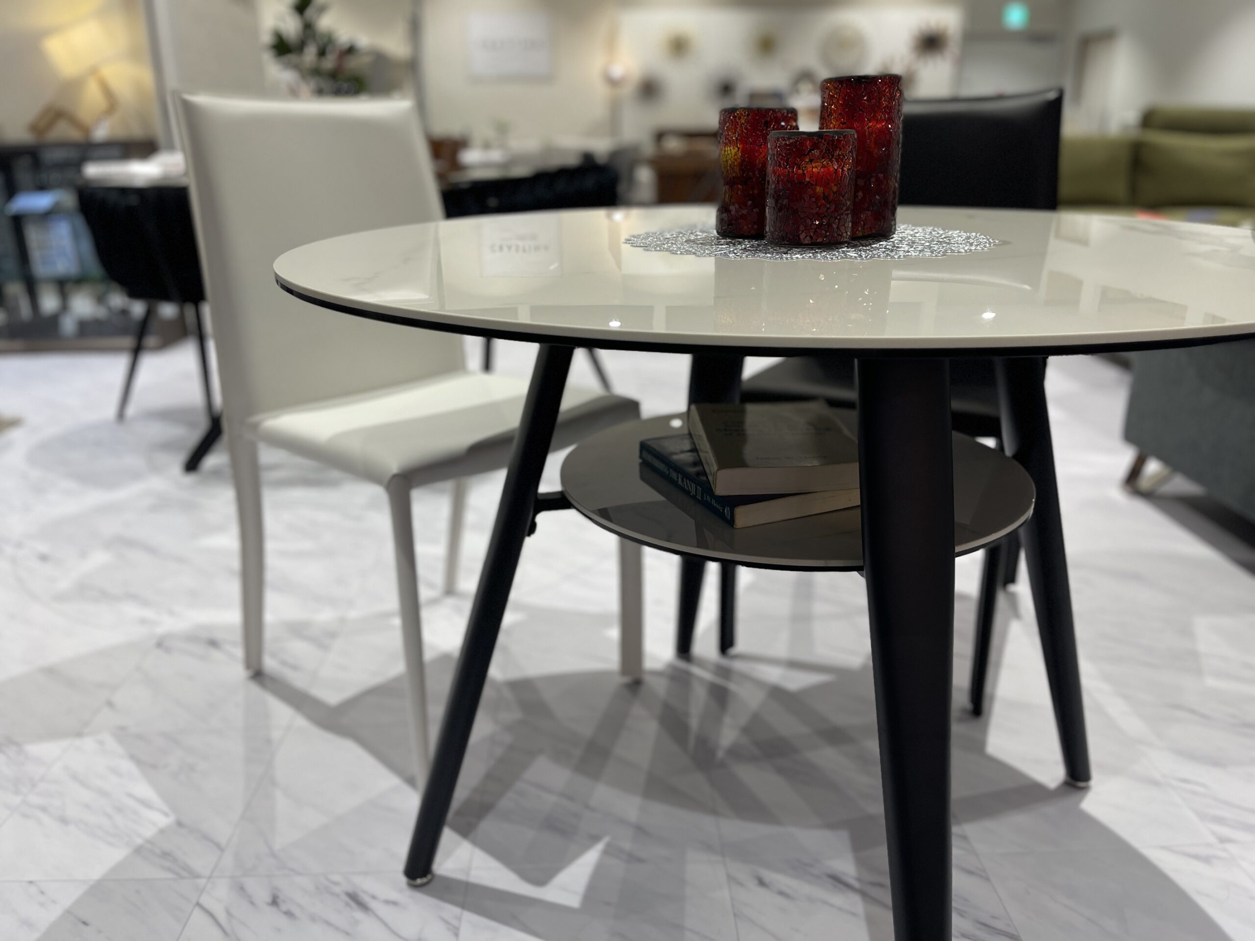 ショップブログ 横浜ワールドポーターズ店 - ソファー、モダン